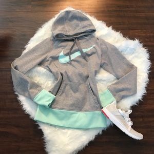 🎀NIKE HOODIE🎀